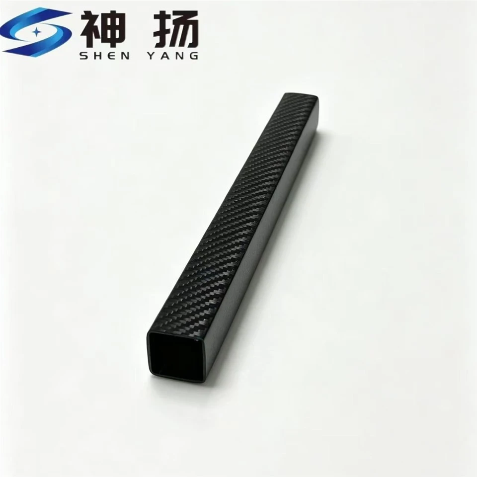 China Factory Carbon Fibre Tube, Glossy Matte Surface Custom Composite Tubing factory